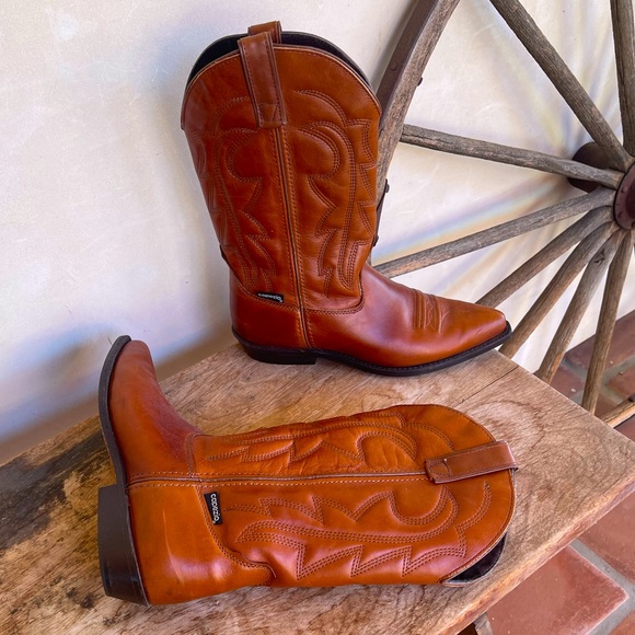 CAPEZIO Cute 80’s Brown Leather Cowboy Boots Embroidered Stitching. 8 1/2 USA!!! - Picture 4 of 14